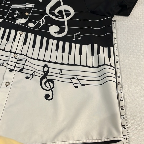 Men’s Hawaiian Shirt with Piano Keys and Musical Notes. XL Excellent condition - Picture 7 of 9
